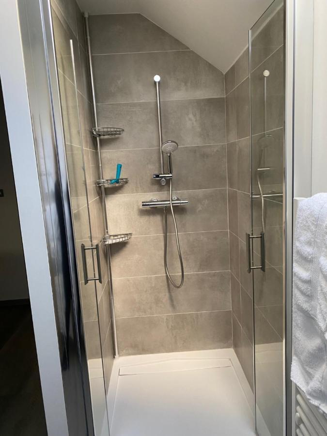 Residence Avec Un T3 Un T2 Et Un Studio En Centre Ville D 阿赫莱斯热莱斯加佐斯特 外观 照片