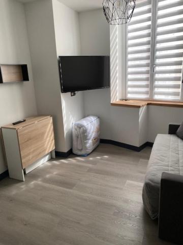 Residence Avec Un T3 Un T2 Et Un Studio En Centre Ville D 阿赫莱斯热莱斯加佐斯特 外观 照片